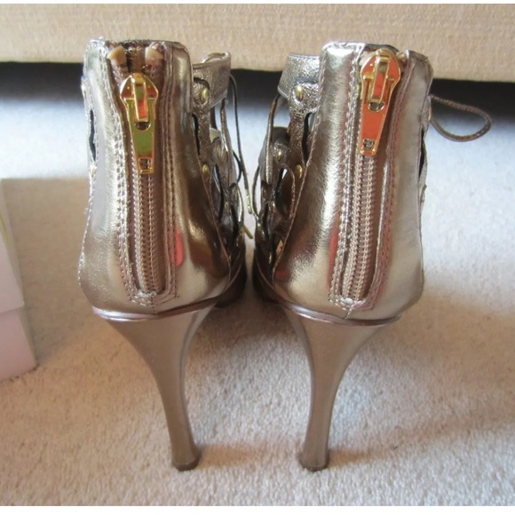Dolce Vita Safia Gold Copper Lace Up High Heels Sandals Sz 8.5 - Picture 7 of 7